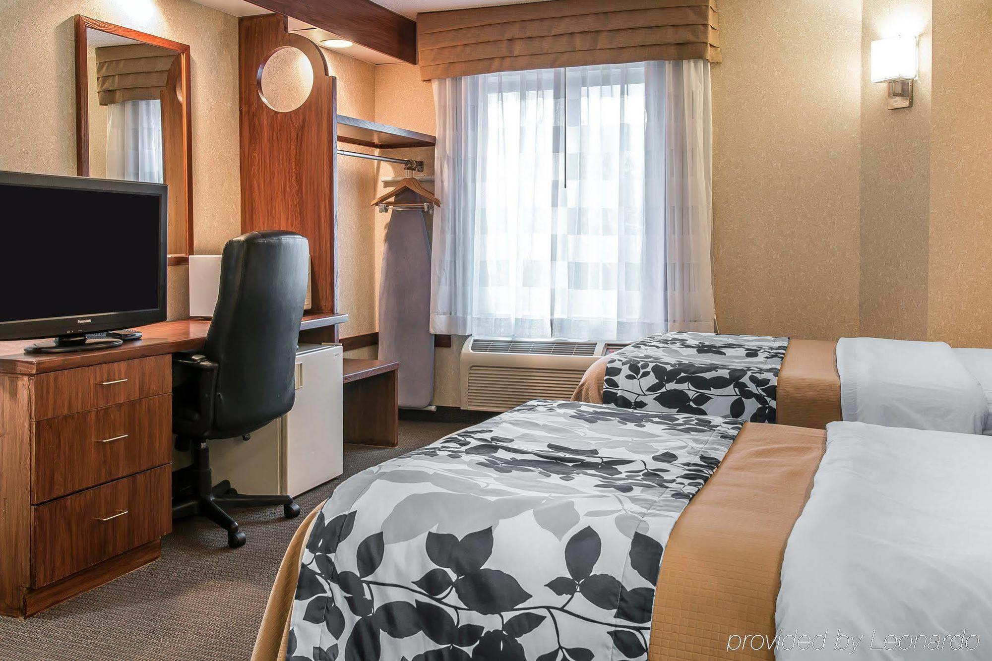 Hotel Baymont By Wyndham Flat Rock Exteriér fotografie